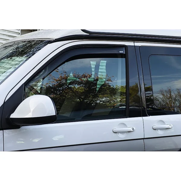 Tuuliohjaimet etuoviin VW T5/T6 (2003->)
