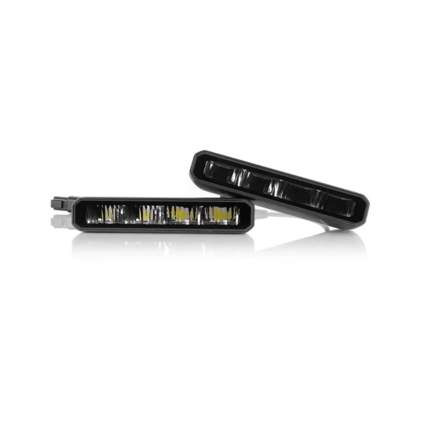 Lumen Helios S8 Ultimate – valmistajan tuotekuva kahdesta valaisimesta